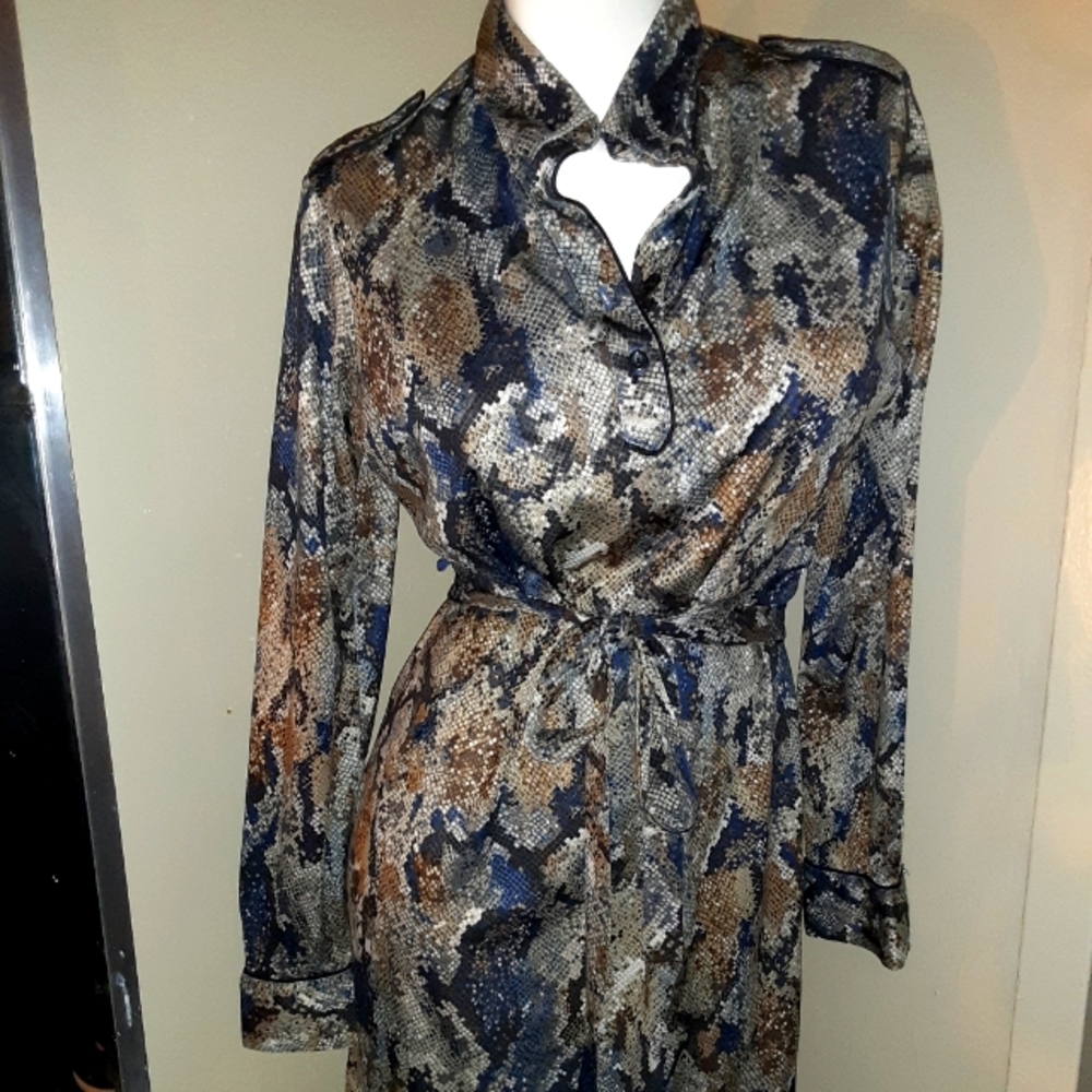 Snakeprint dress